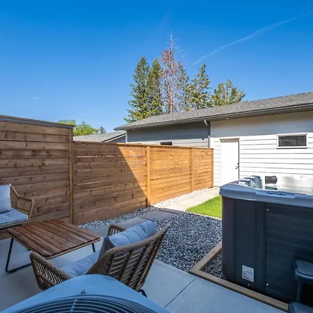 Serene Peaks, Private Hot Tub, Peaceful Radium Hot Springs Exterior photo