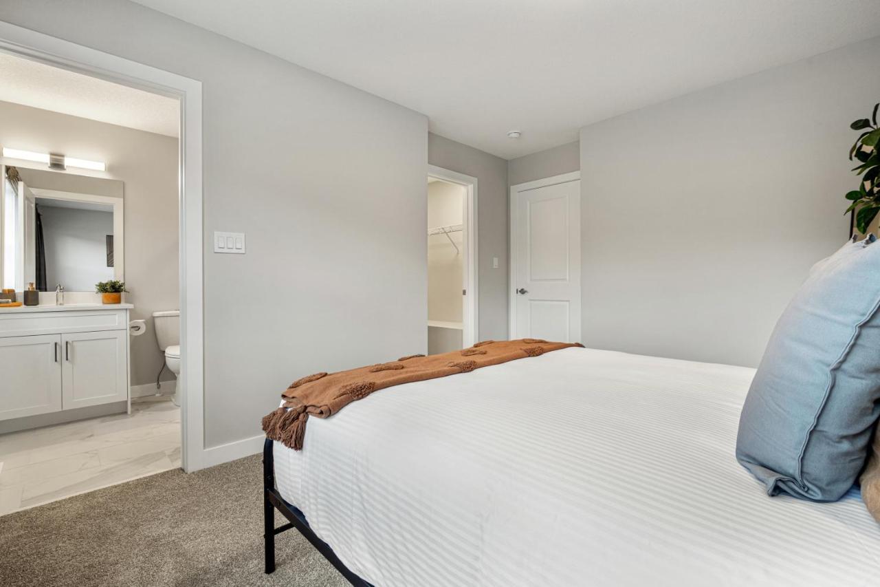 Apartment Serene Peaks, Private Hot Tub, Peaceful *