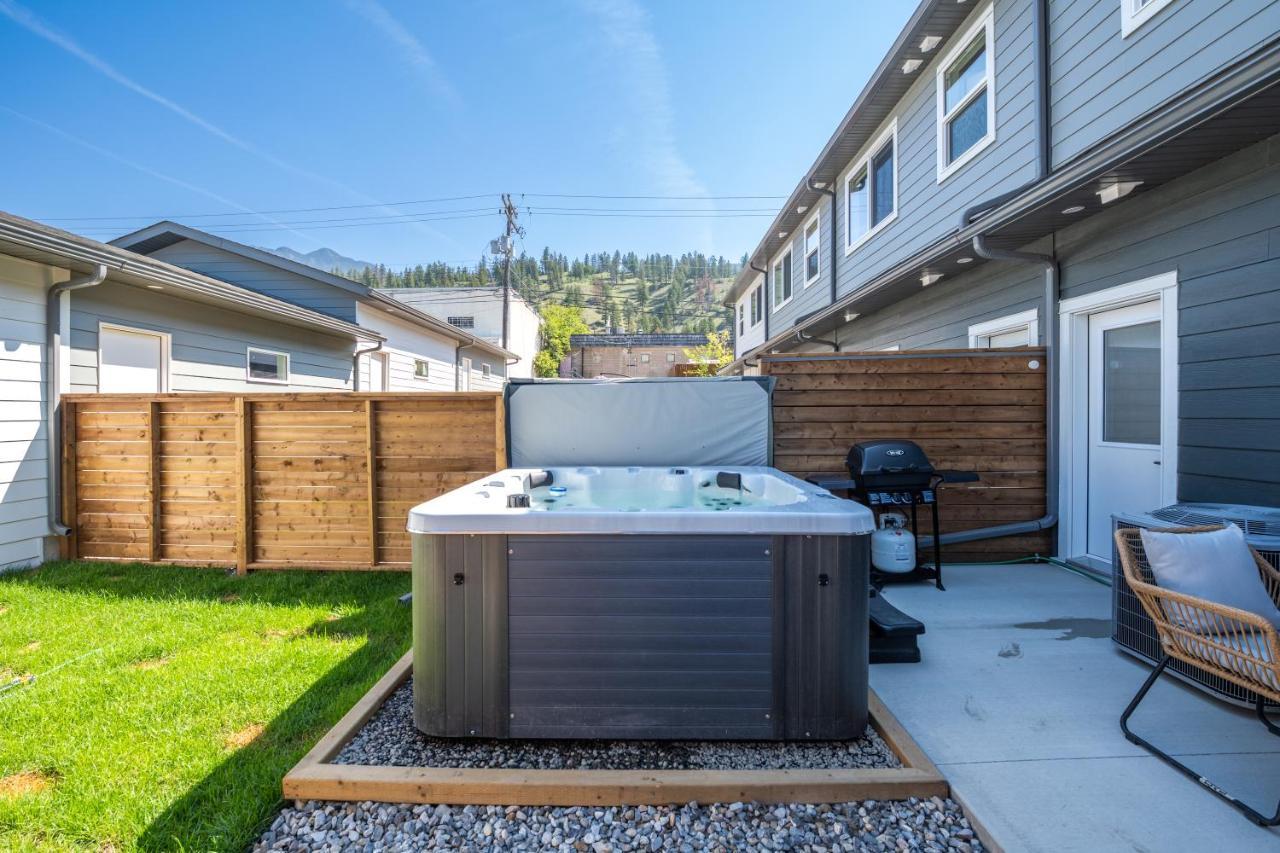 Serene Peaks, Private Hot Tub, Peaceful Appartement